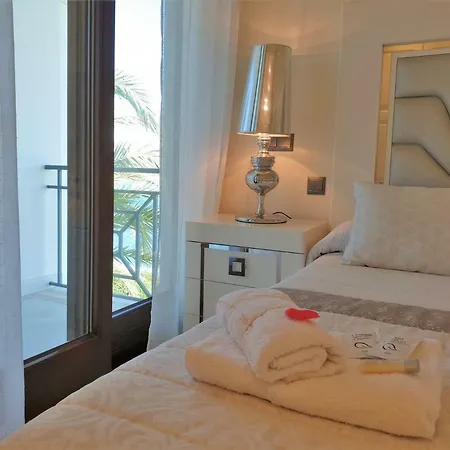 Luxury Frontal To The Sea In Doncella Apartament Estepona
