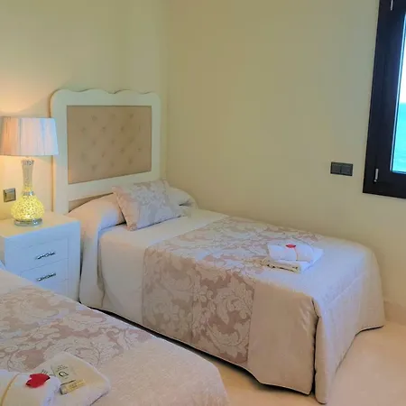 Apartament Luxury Frontal To The Sea In Doncella Estepona