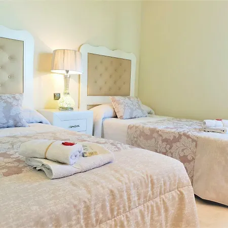 Luxury Frontal To The Sea In Doncella Apartament
