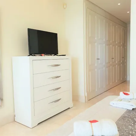 Apartament Luxury Frontal To The Sea In Doncella Estepona